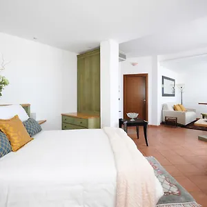 4* Hotel Plaza