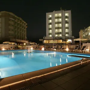 3* Hotel Avila In