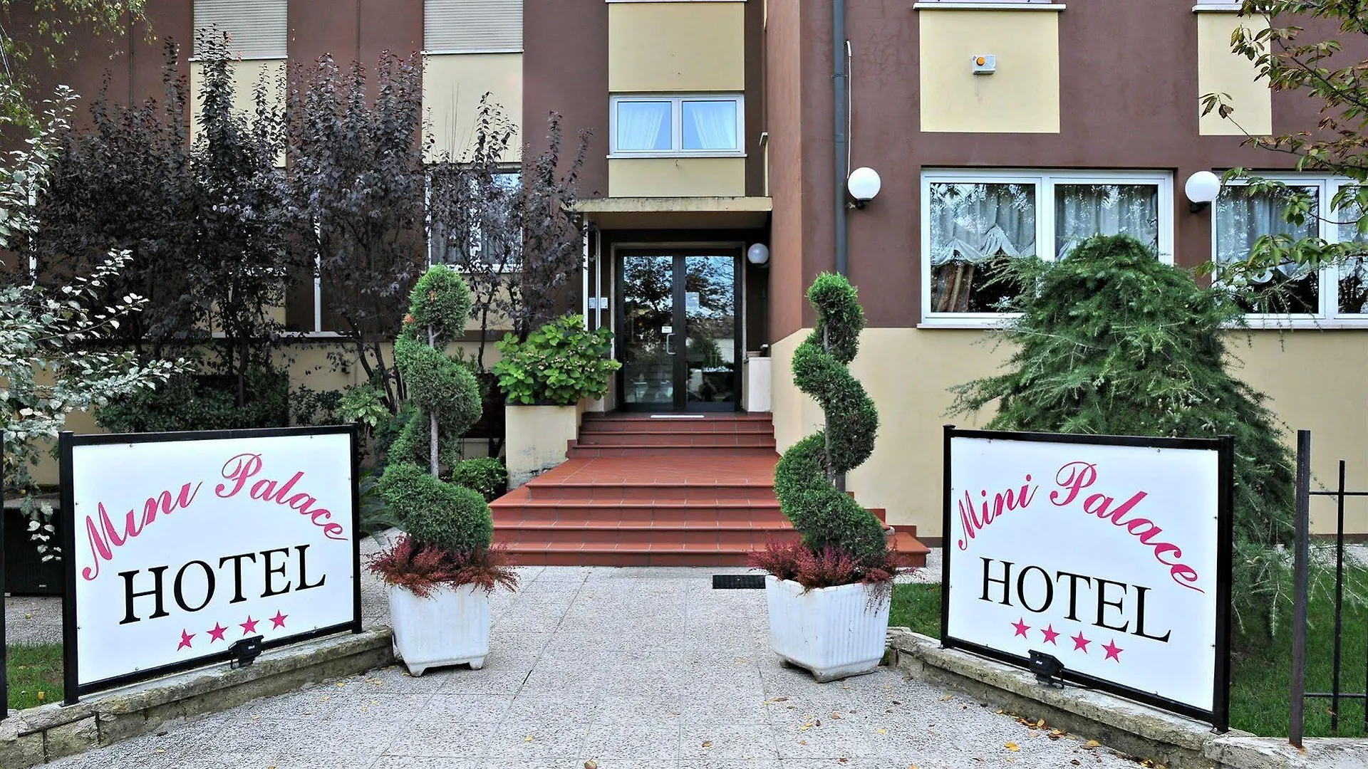 Hotel Mini Palace - Country House Molinella Italia